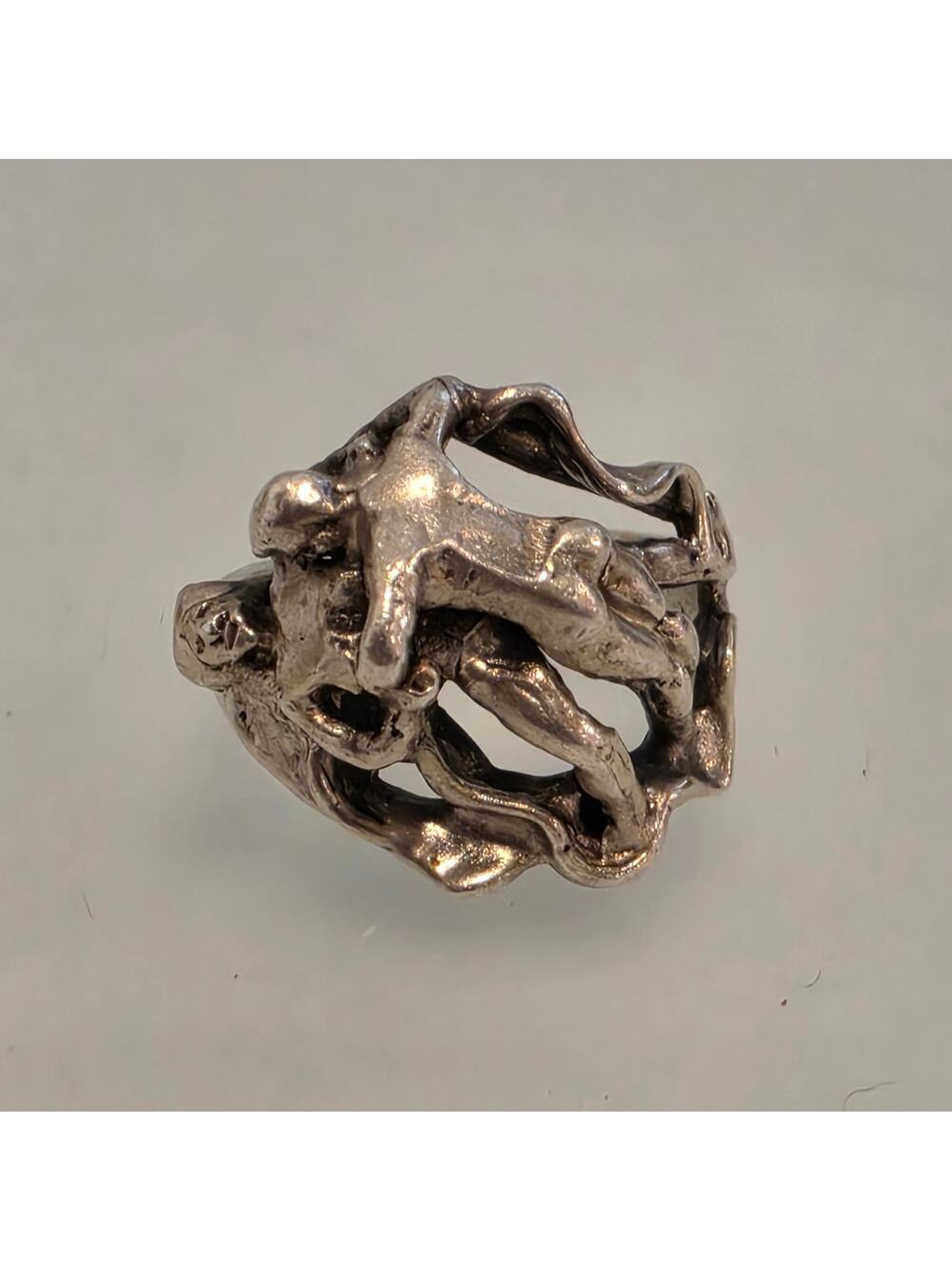 Vintage Modernist Kama Sutra Erotic Solid Sterling Silver 925 Oxisized Ring, 9